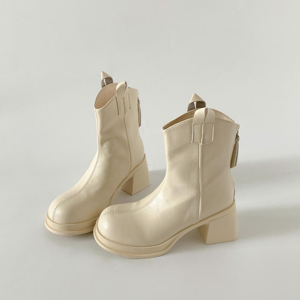 Queen Fan White British Coarse Heel Height Boots Women's 2025 New Autumn Skirt Versatile Skinny Short Boots