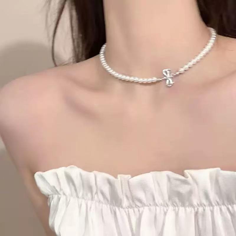 Glänzende Diamant-Schmetterling-Perlenkette: Damen Retro Würziges Mädchen Luxus Schlüsselbein Kette