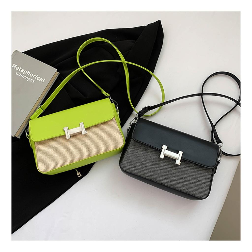Retro Texture Small Bag Female Casual Handbag Small Square Bag Fashionable Fashionable Commuter Crossbody Bag