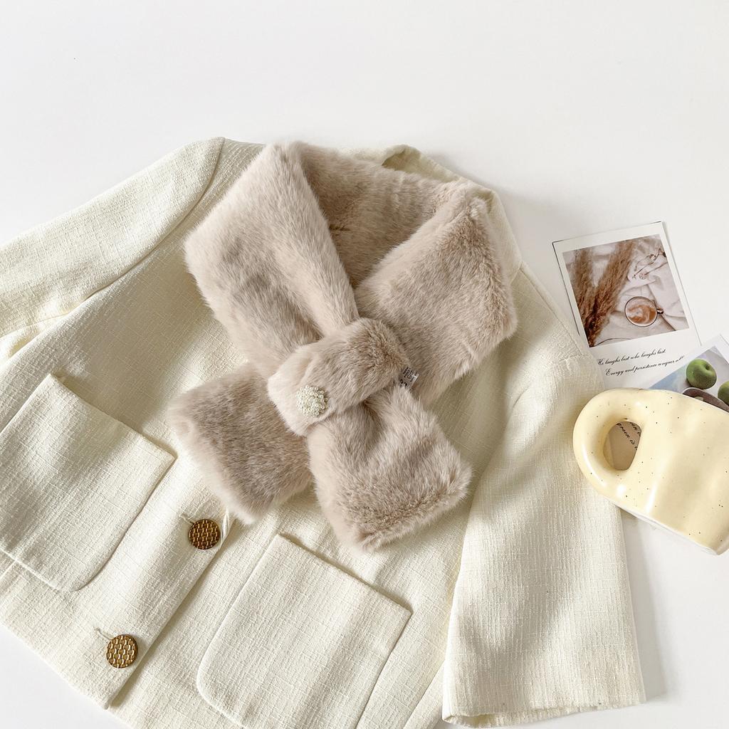 Korean style minimalist and versatile furry collar scarf, autumn/winter faux rabbit fur neck scarf, solid color warm ambiance, cross-fur collar