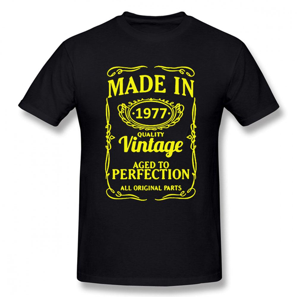 1977 Limited Edition Cool Funny T Shirt Unisex Short Sleeves Hip Hop Vintaged Oneck Cotton T Shirts