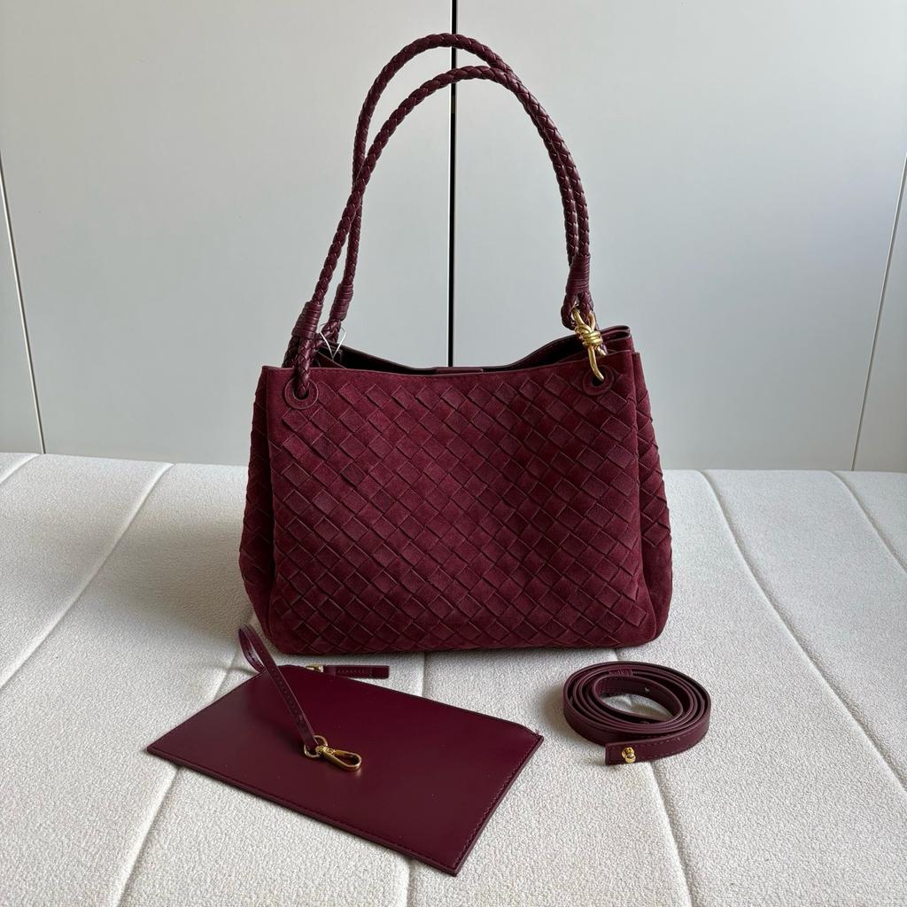 Cross-border First-layer Matte Cowhide Woven Parachute Bag Autumn and Winter Portable Bucket Bag Versatile Shoulder Messenger Women's Bag