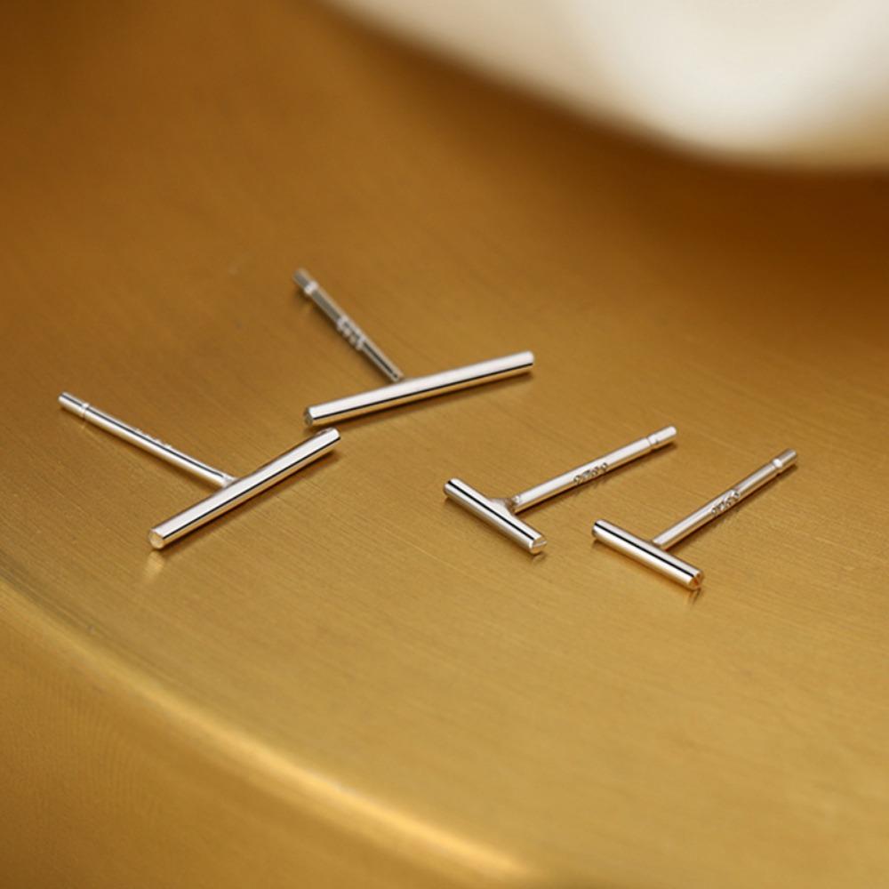 Silver Needle Flower Love Earrings Simple and High-end Sense Versatile Stud Earrings Niche Temperament Earrings Women