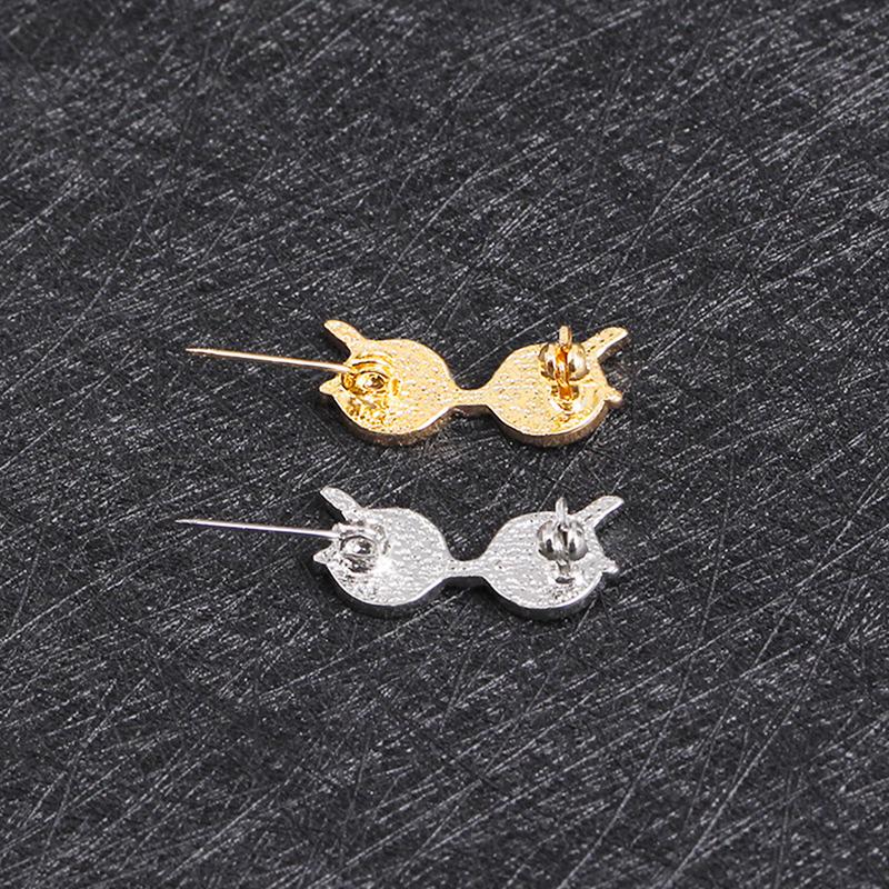 1pcs Vintage Men Eyeglasses Brooch Sunglasses Brooch Novelty Corsages Pins Suit Scarf Accessories