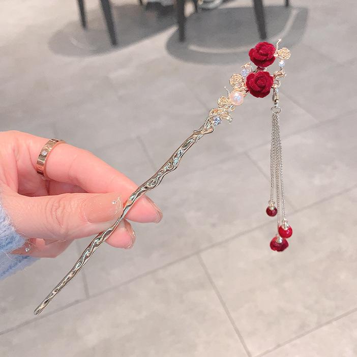 Four Seasons Chinese Tassel Hairpin: Ancient Style Hanfu with Fresh Pearl and Jiangnan Classical Cheongsam Hair Accessory