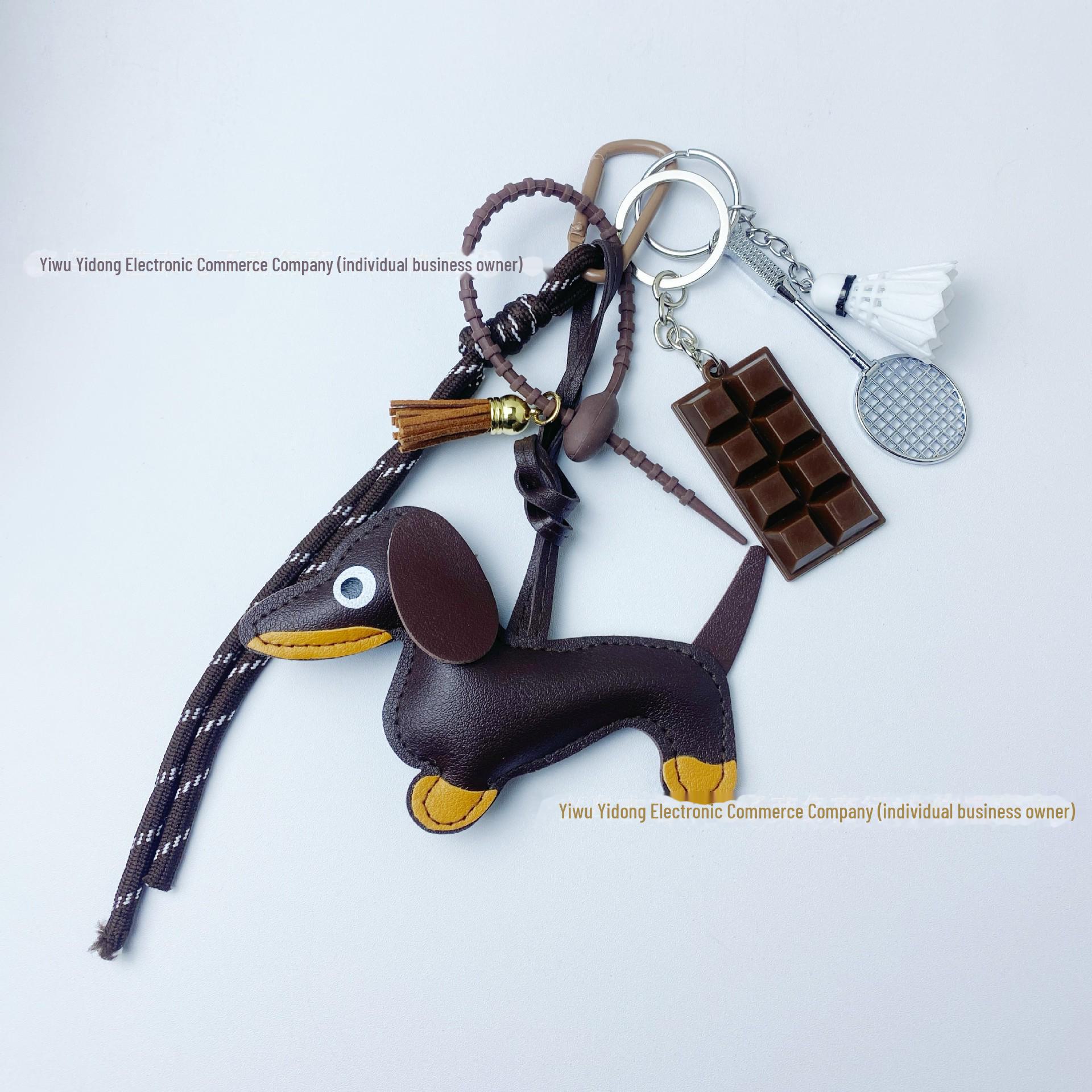 

Брелок из искусственной кожи в виде таксы: Милый трансграничный аксессуар для автомобиля и креативное украшение для сумки.