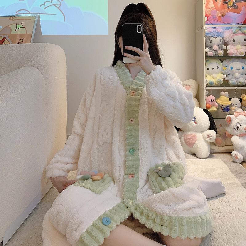 

Мягкий кардиган с V-образным вырезом, ночная рубашка, пижама для женщин больших размеров - теплая домашняя одежда из кораллового флиса для осени и зимы 5XL белый