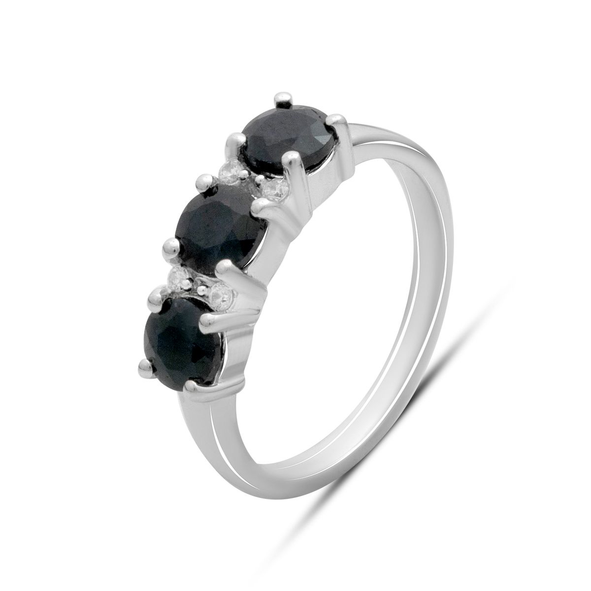 

Серебряное кольцо с натуральным сапфиром 2.087ct, фианитами, вес изделия 3,28 гр (2177722) 18 сапфіровий