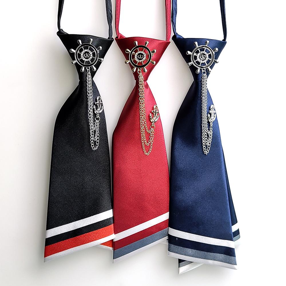 Unisex Retro Gotisches Fliege mit Quastenketten Corsage