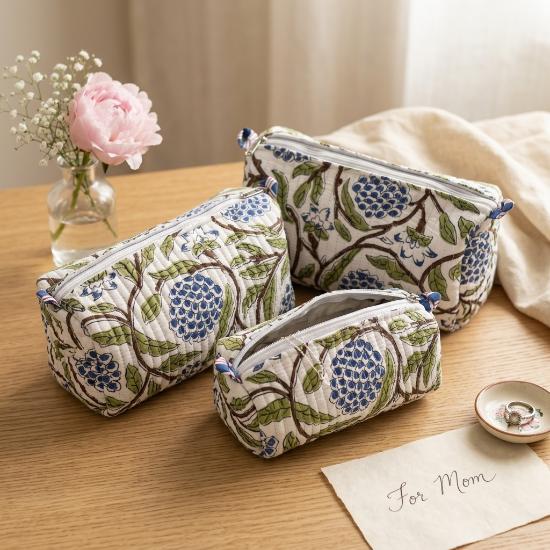 Cosmetic Bag Usalover925 Blue Quilted Cotton Floral Print Cosmetic Bag 01