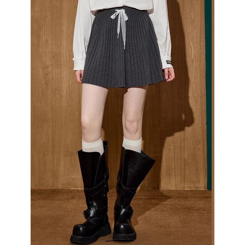 Coolhut Lace-Up Elastic Waist Slimming Knitted Pleated High-Waisted Preppy Style 2026 Winter Half Skirt