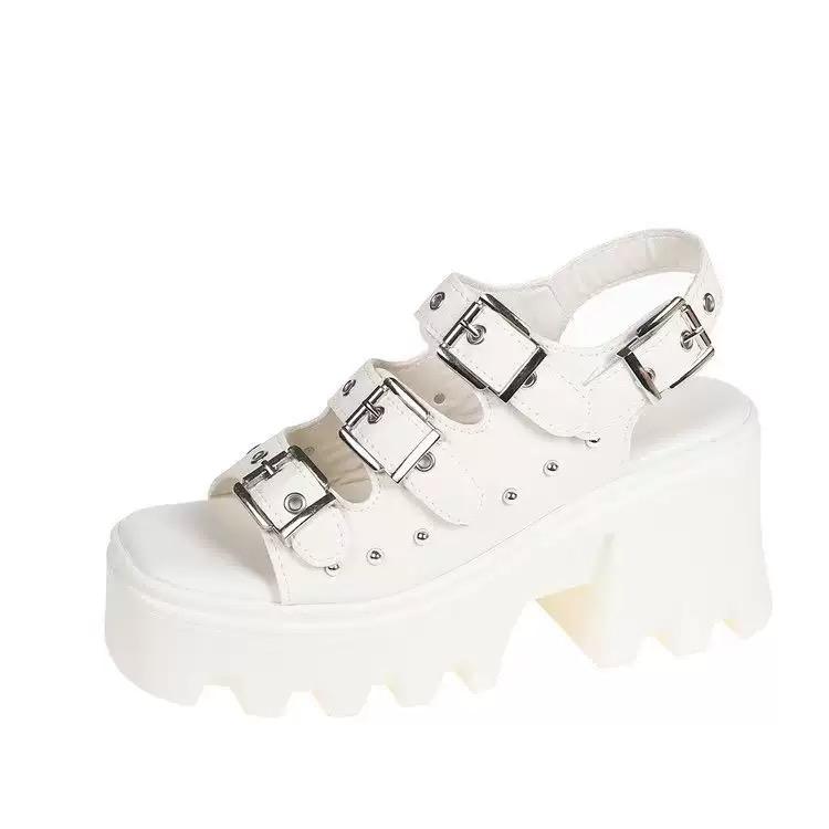 Maten 36-42 Dames Hoge Hak Romeinse Schoenen Punk Metalen Gesp Plateau Sandalen Dames Zomer Klinknagel Decor Zwart Gotische Sandalen 36 wit