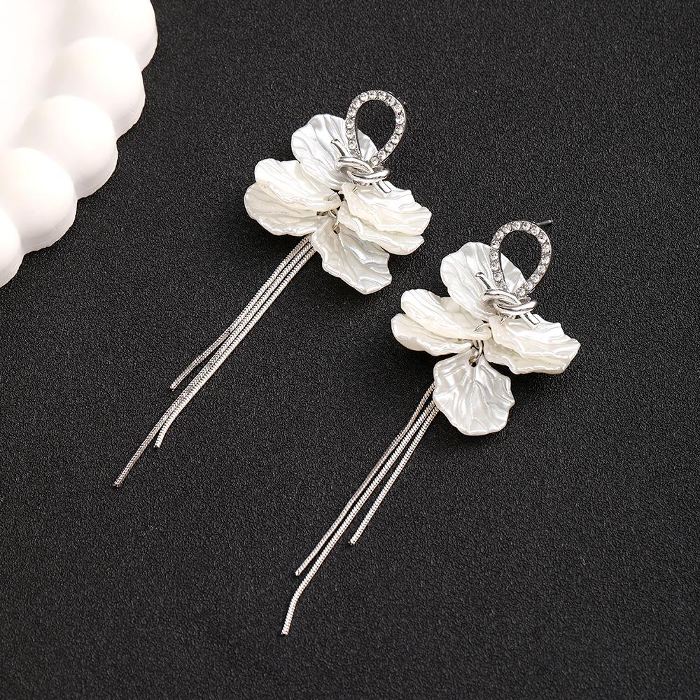 Summer Vacation Wind Stud Earrings Super Fairy Long Petal Fringed Earrings Sweet Temperament Fresh Earrings