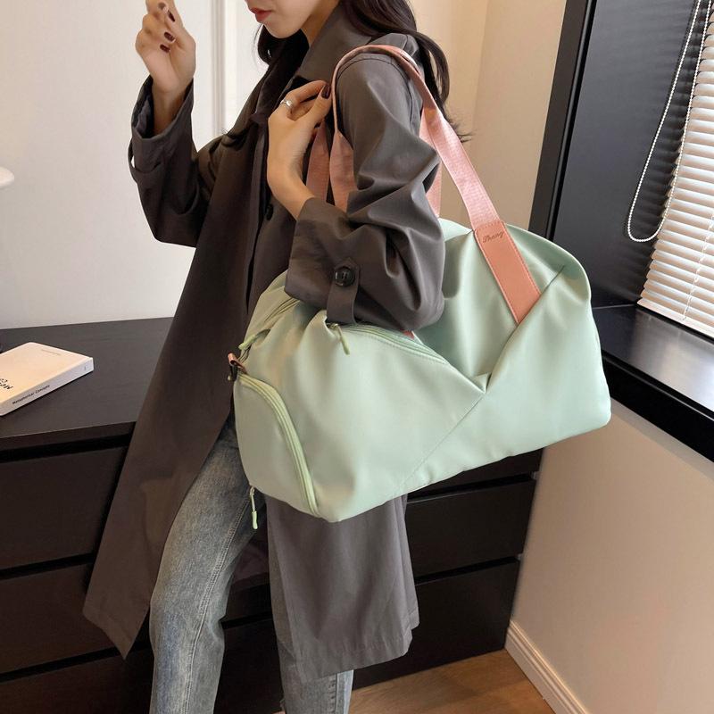 Yoga Sports Bag Women's Gym Bag Dry and Wet Separate Storage Training Bag Large Capacity Crossbody Travel Bag