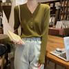 V-neck Bottoming Shirt Women's Autumn and Winter New Simple Design Slim-fitting Long-sleeved Sweater Knitted Sweater Top