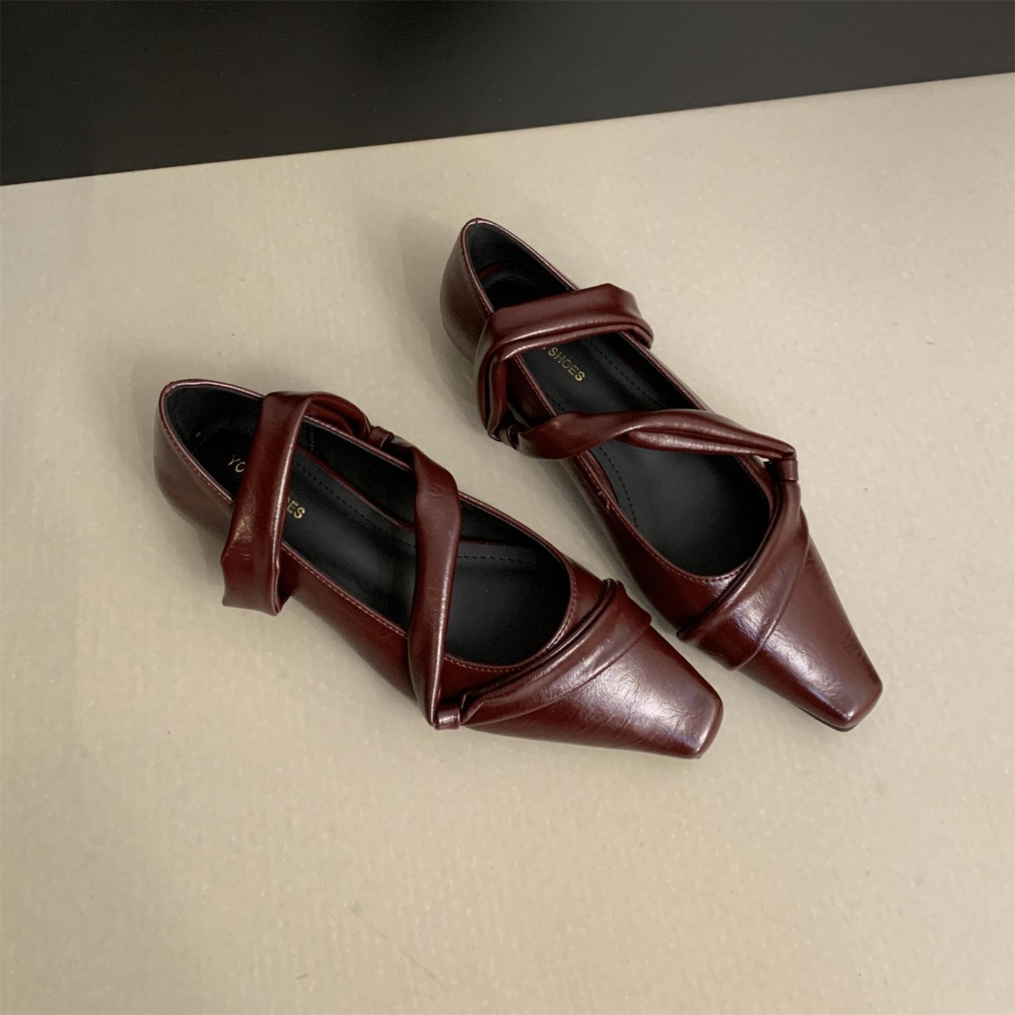 

French retro ballet shoes single shoes women s black square head low heel loafers soft leather soft sole Mary Jane shoes 39