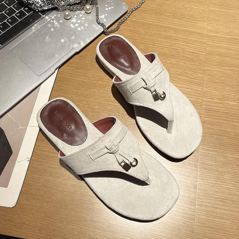 New retro flip-flops slippers women's summer wear thick heels, cold slippers women's skirt