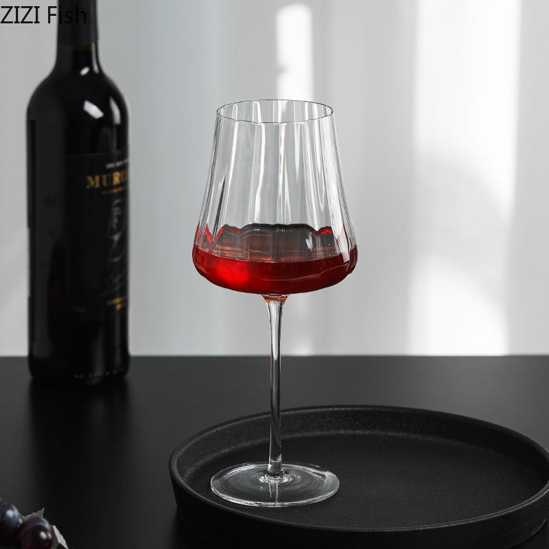 BRRęcznie robiony kryształowy szklany zestaw do wina Nowoczesny minimalistyczny skośny ustnik Karafka na wino whisky tequilę Oryginalność Szklanka na wysokiej nóżceEY