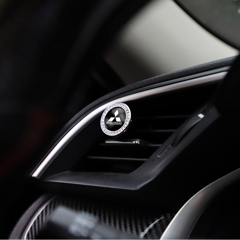 Car Solid Perfume Clip Air Vent Aromatherapy Diffuser For Mitsubishi Pajero Outlander Mirage ASX Lancer Galant Ralliart Jinxuan