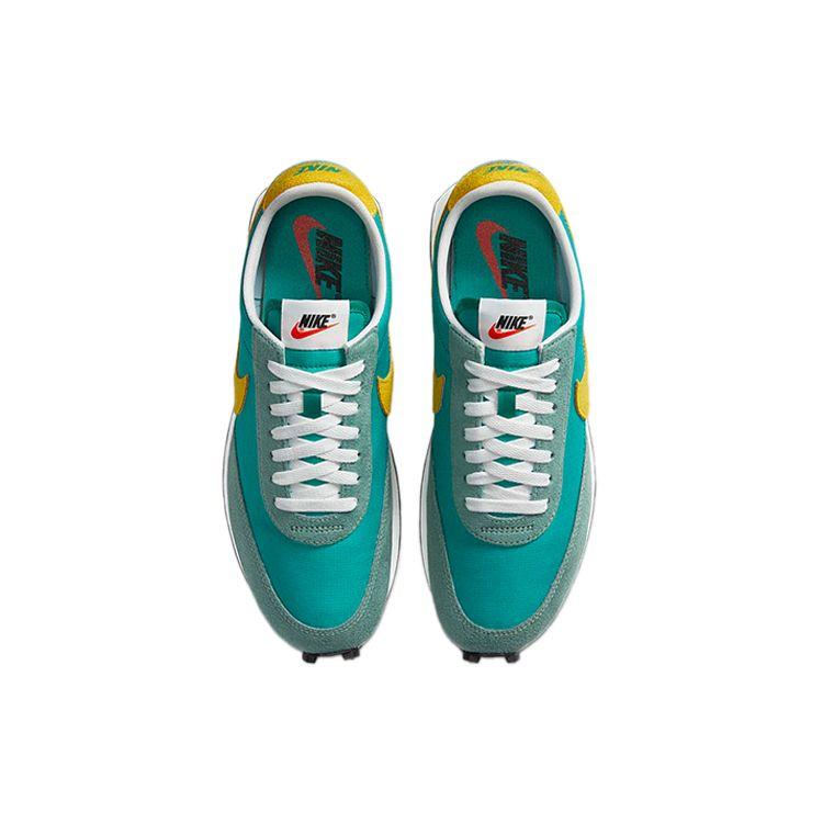 nike daybreak silver pine