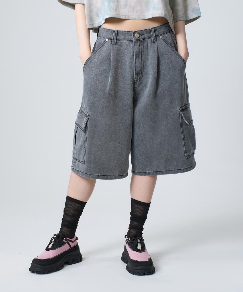 UNKNOWN PLANET Bermuda Wide One-Pleat Washed Cargo Shorts Vintage Grey