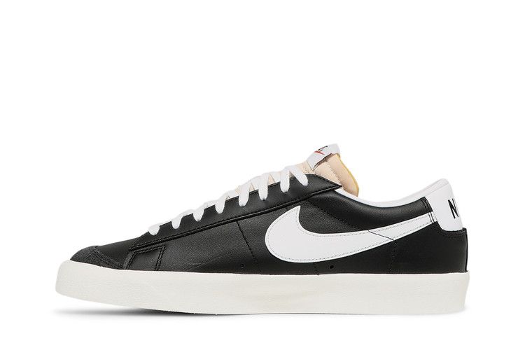 Nike Blazer Low 77 Schwarz Weiß