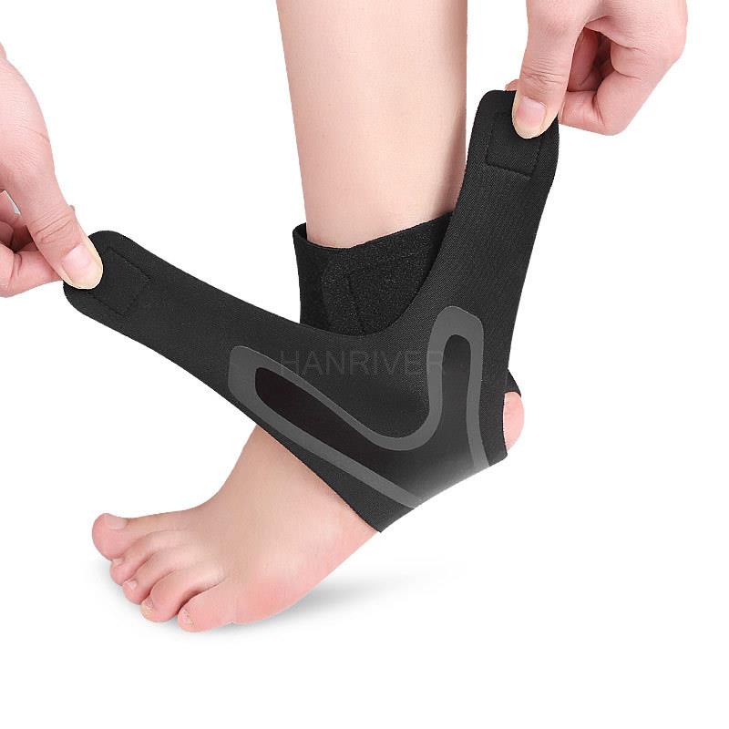 

Outdoor sports pressurized ankle support set against a sprained ankle socks basketball football mountaineering gear free size чорний