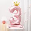 Sfondo con Palloncini a Forma di Torta Rosa Grande per la Festa del 1° Compleanno di una Bambina