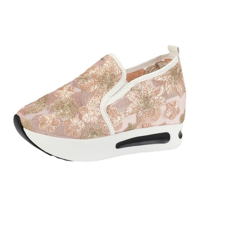 Spring and Autumn New Embroidered Mesh Single Shoes Slope Heel Thick Sole Foot Casual Shoes Large Size Mesh Breathable Mesh Shoes
