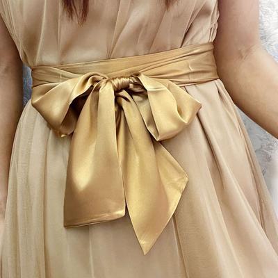 Eleganter verstellbarer Taillengürtel mit glänzenden Riemen – Vielseitiges Modeaccessoire Langer breiter Seidenschal
