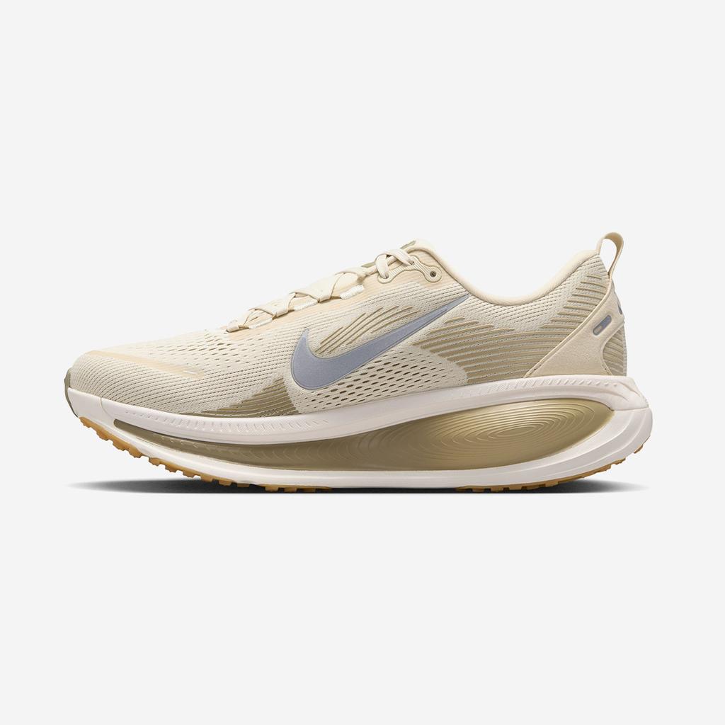 Nike Vomero 18 ESS [IM8333-200]