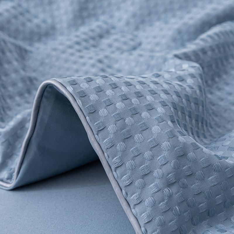Summer Cotton Quilts Thin Air Conditioning Comforter Soft Breathable Office Nap Blanket Quilted Bed Covers