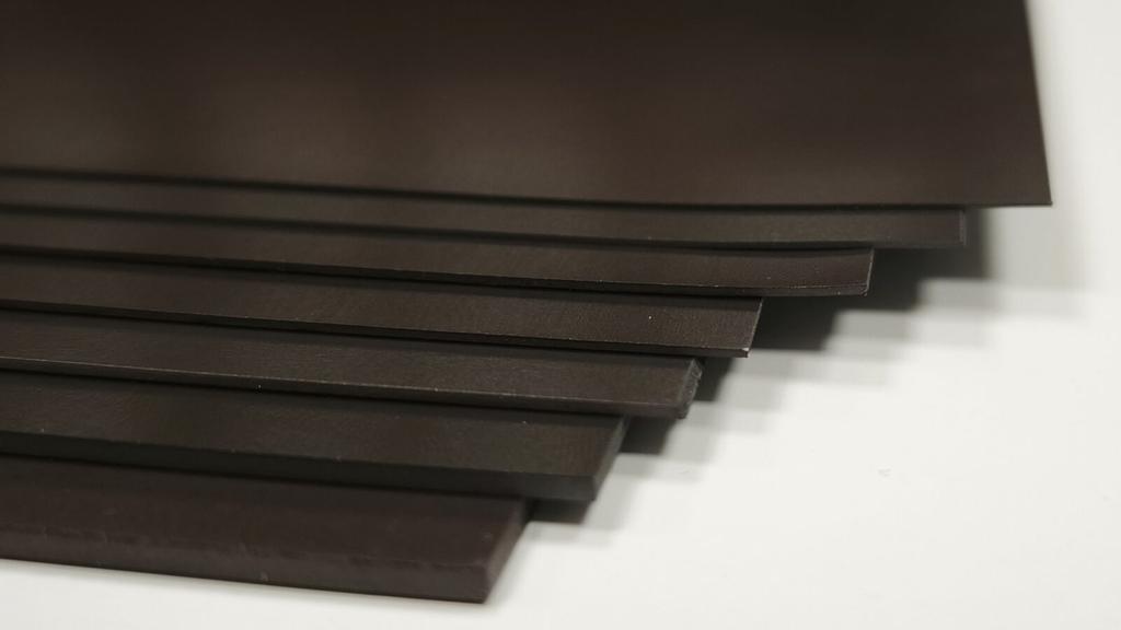 Magnetic Foil Magnet In A4 Plain Sheets 210 Mm X 297 Mm Foil Thickness 1.5 Mm