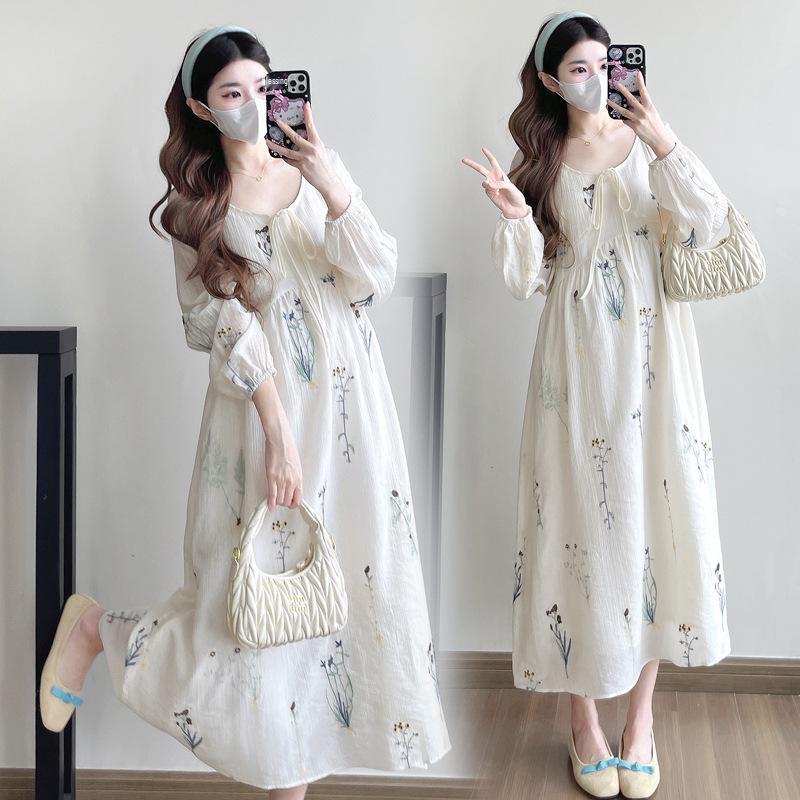 2025 Autumn Elegant French Floral Embroidered Maternity Dress M