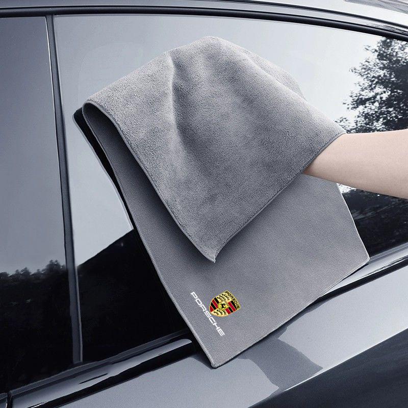 Car Interior Cleaning Soft Brush With Car Wash Towel Microfiber Cleaning Cloth For Porsche 911 718 Taycan Panamera Cayenne Macan HY7