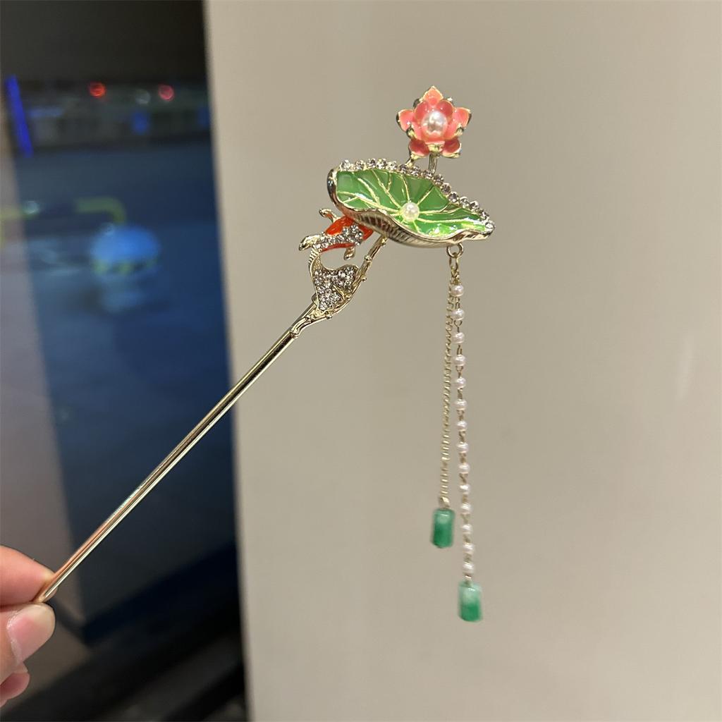 Fairy Lotus Tassel Hairpin For Girls Simulated Lotus Seedpod Hair Stick Not Fading Metal Hair Accessories Hanfu Hair Pins 1pc