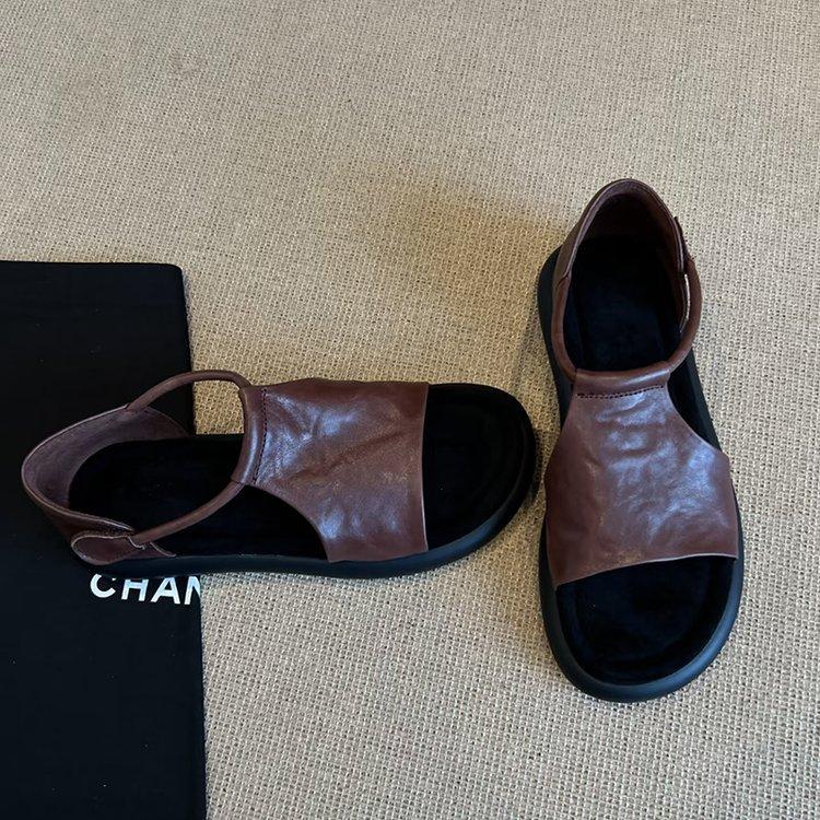 

Soft leather version! Retro casual versatile open-toed Roman sandals women s round head comfortable flat-bottomed beach vacation mullers 40
