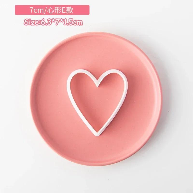 Mini Geometrische Herzform Keksform Valentinstag Liebesherz Ausstechform Fondant Ausstecher Kuchen Dekorieren Backwerkzeug