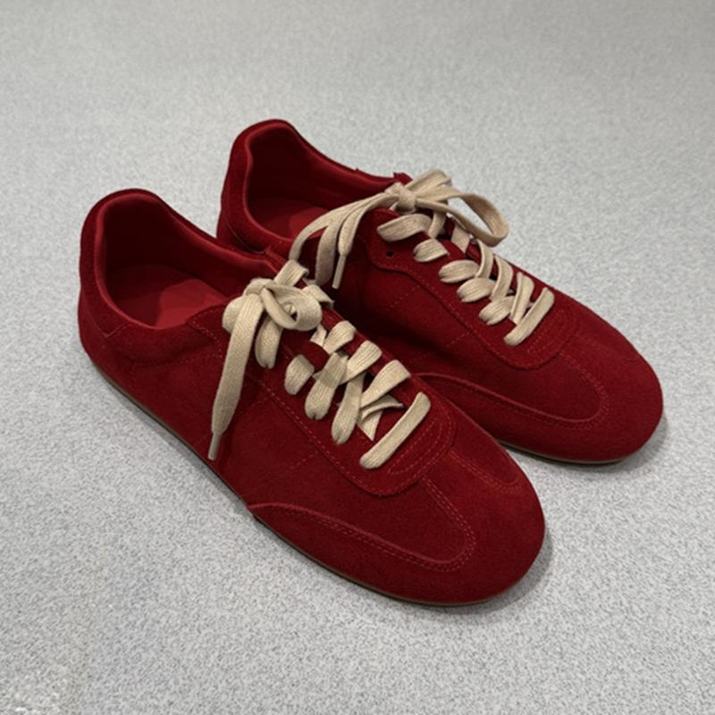 New Women`S Flat Sneakers Non-Slip Cow