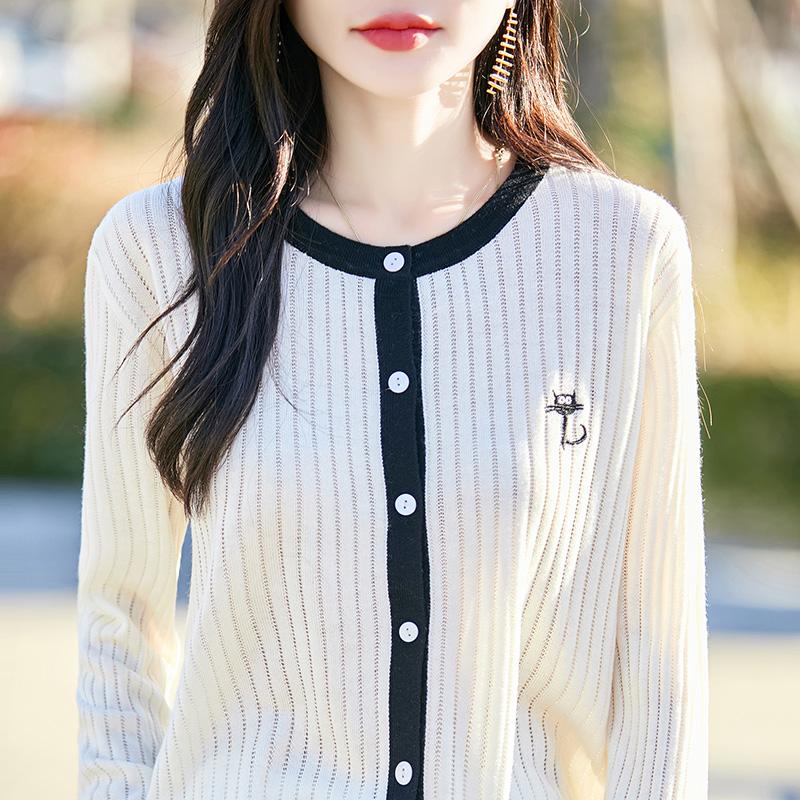 Lekki kardigan damski wykonany w 50% z wełny i w 50% z jedwabiu morwowego – uniwersalny sweter na 4 pory roku zapewniający całoroczny komfort i styl