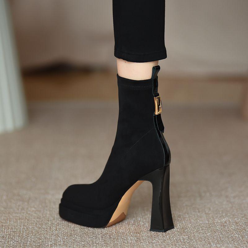

2025 новые эластичные тонкие ботинки толстый каблук короткие ботинки водонепроницаемые стол женские ботинки осень и зима новые черные высокие каблуки 39