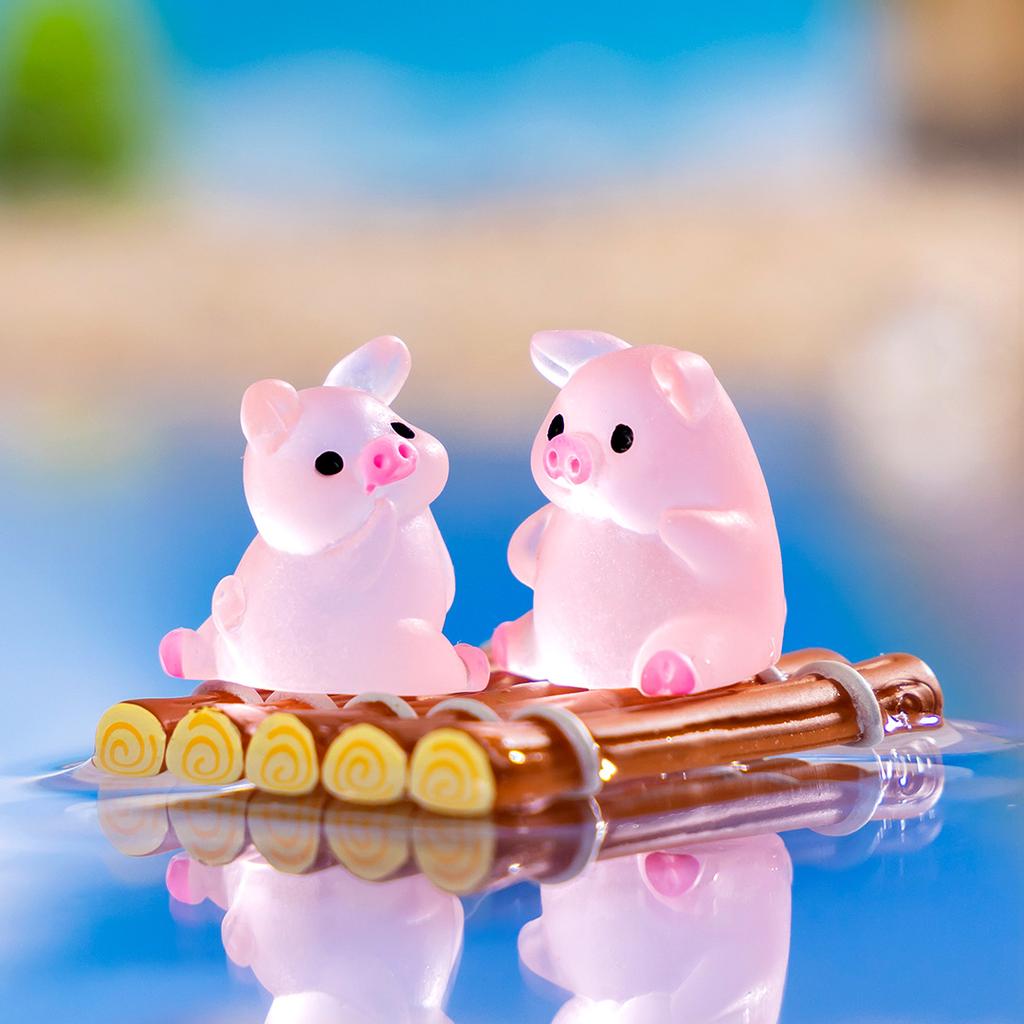 20/6pcs Resin Cute Glow-In-The-Dark Piggy Ornament DIY Keychain Micro-Landscaping Accessories Home Desktop Car Decoration