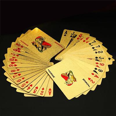 Goldene Spiel Unterhaltungskarten Langlebige Wasserdichte Karten Goldfolien Poker Set Magische Karten Plastikfolien Poker Kartenspiel Requisiten TMZ