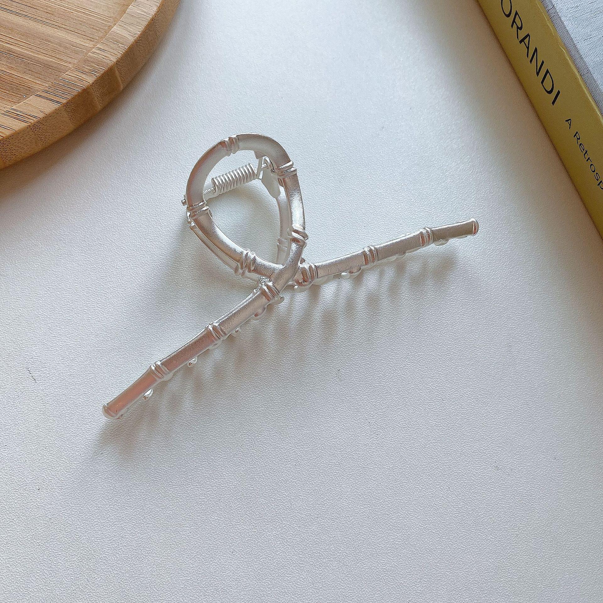 

Корейская заколка для волос со стразами и жемчугом - стильный металлический головной убор для женщин