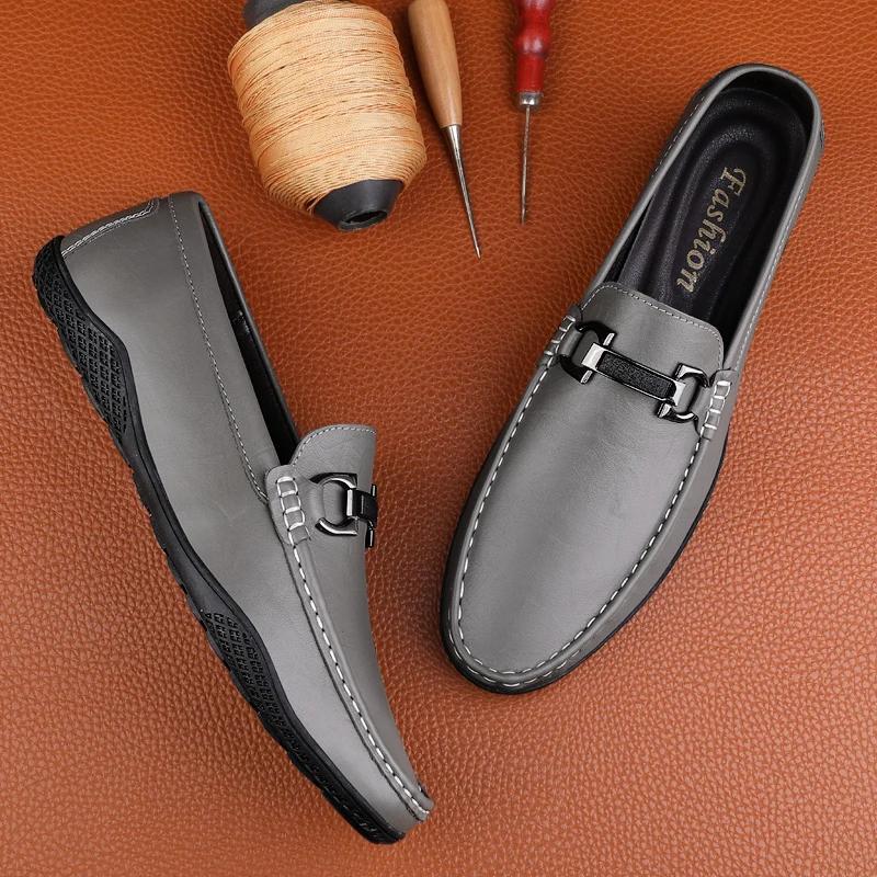Yeni Erkek Günlük Ayakkabılar Slip on Düz Ayakkabılar Hakiki Deri Formal Loafer'lar Erkek Moccasin'leri El Yapımı Erkek Yürüyüş Açık Hava Sürüş Ayakkabıları