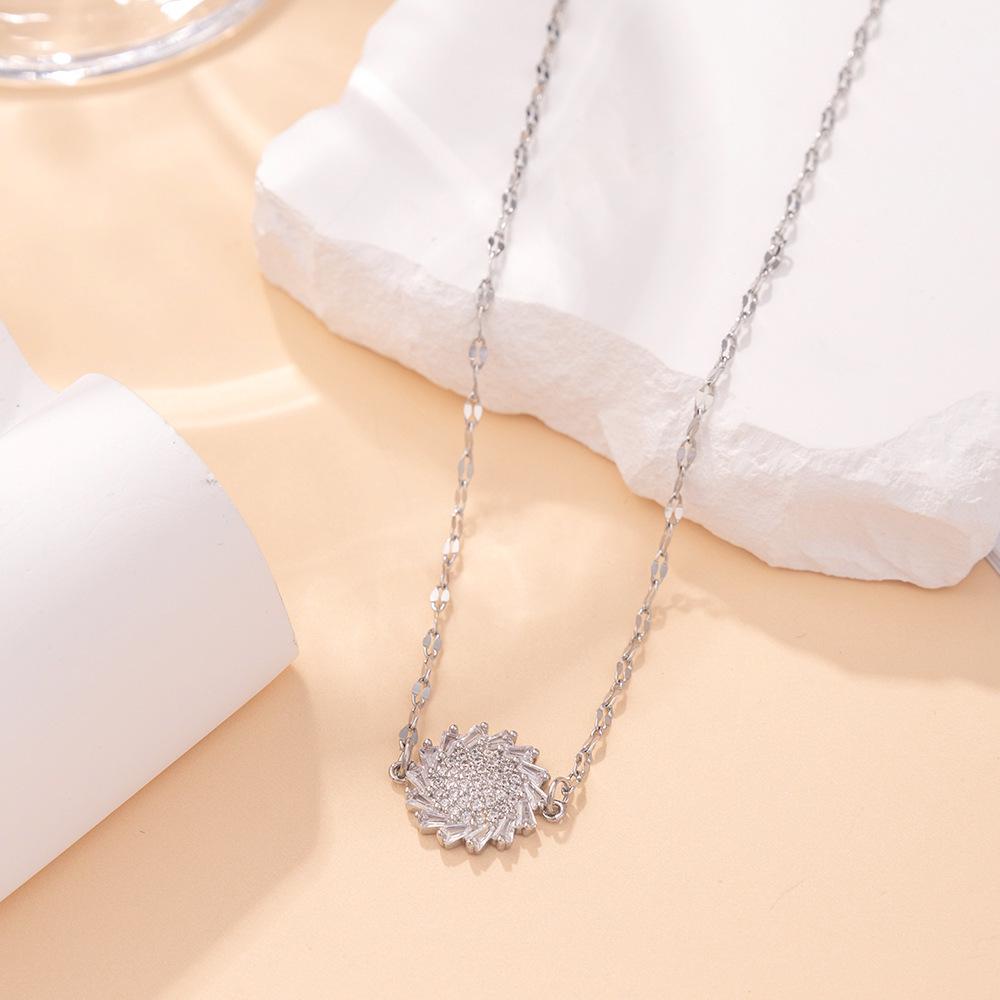 Exquisite Zircon Diamond Butterfly Necklace - Luxury Versatile Clavicle Chain