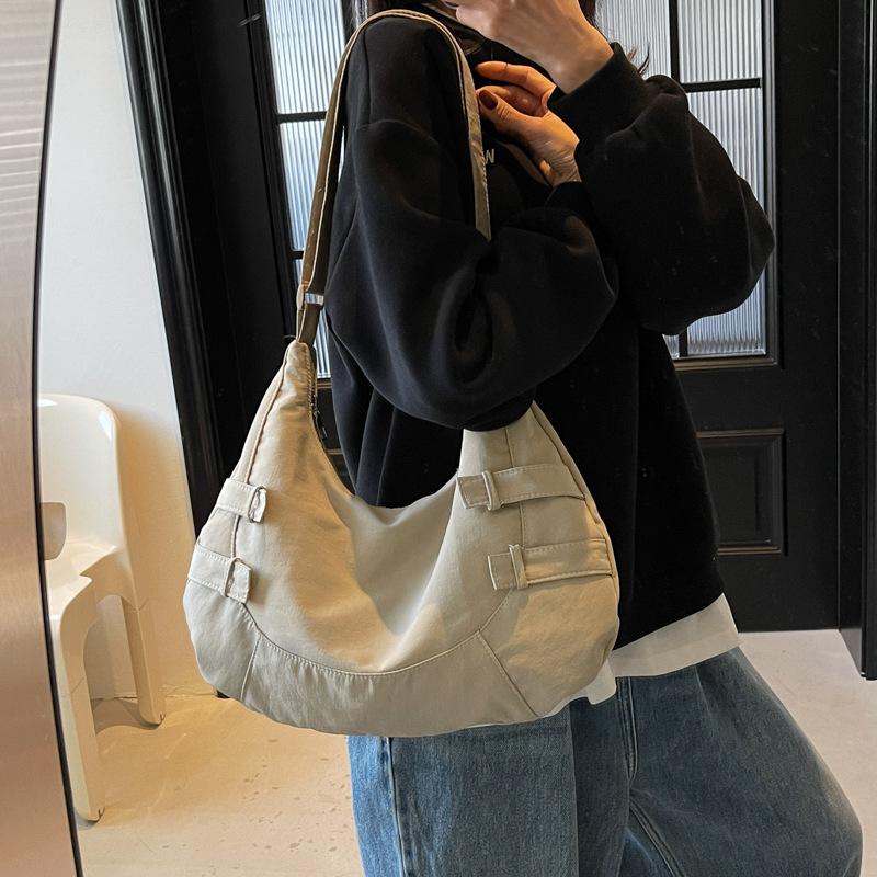 New Crescent Dumpling Bag Large Capacity Casual Solid Color Shoulder Bag Commuting To Work Trendy Messenger Bag