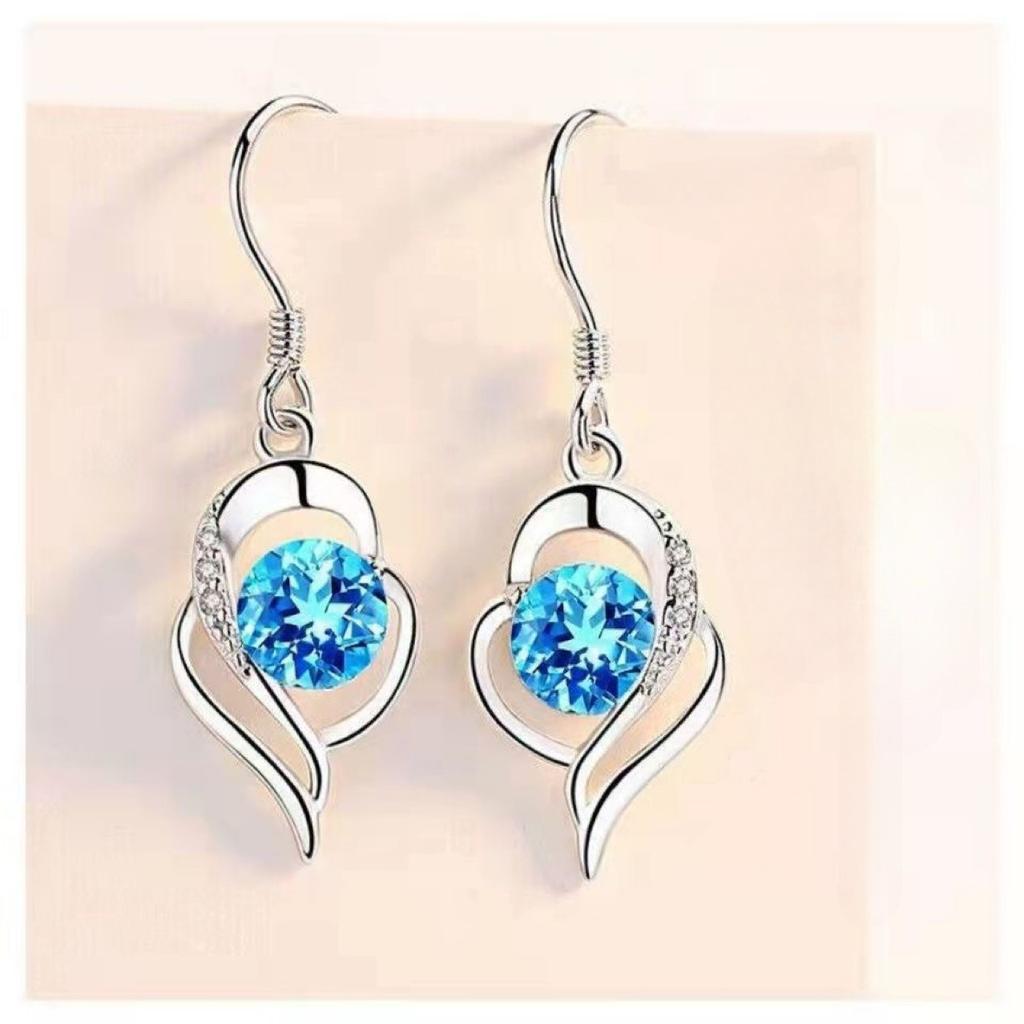I have your earrings in my heart, women's light luxury, high-end sense, slightly inlaid with zircon, simple personality, temperament, love ear hook