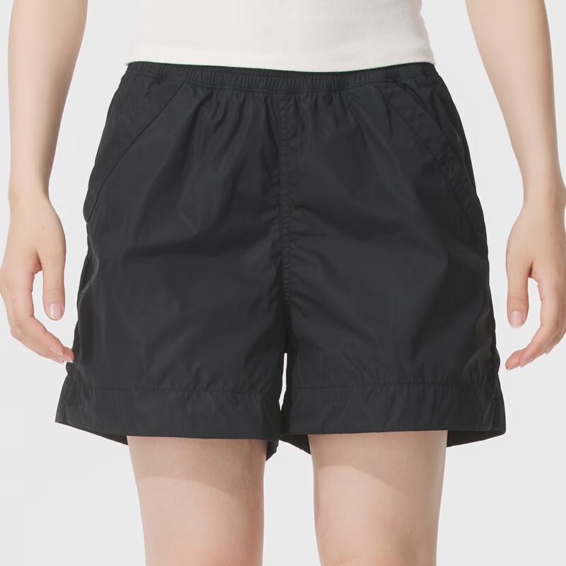 Under Armour Women s Woven Shorts L
