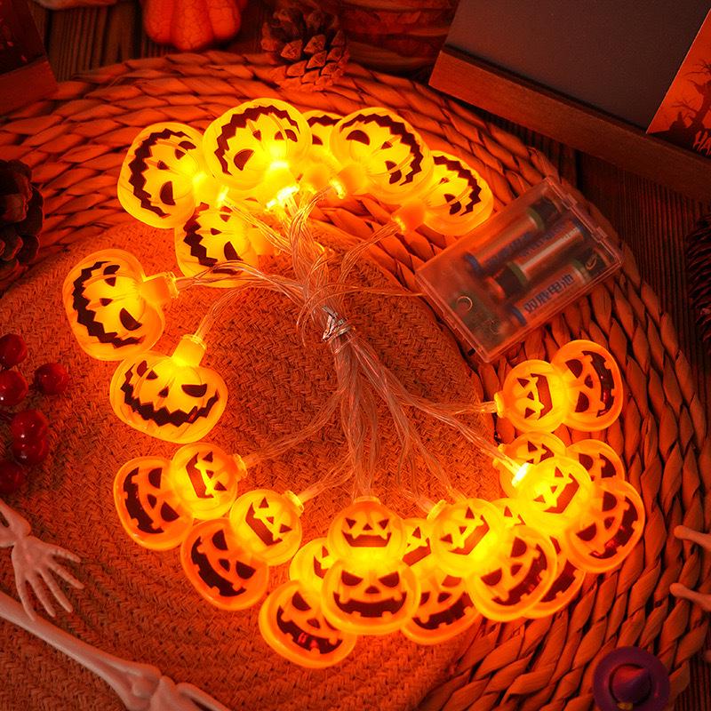 2025 Waterproof Outdoor LED Halloween String Lights for Courtyard Decoration and Atmosphere.